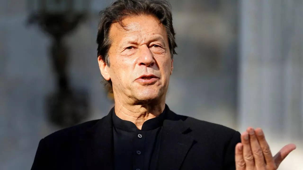 Imran Khan's 'sky-high expenses' cost Pakistan Rs 1 billion ...