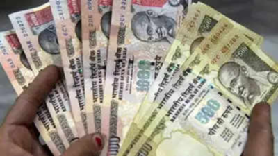 It's fake news, Rs 1000 notes not coming back from February 1 in Maharashtra