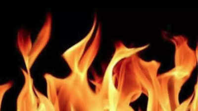 Ten injured as omni bus catches fire in Salem