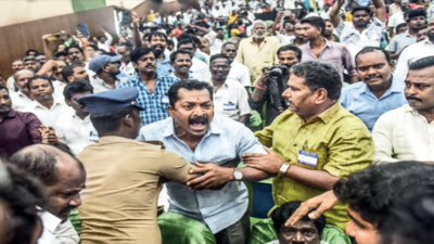 Skirmish over pen memorial in Chennai