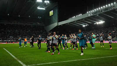 Newcastle United see off Southampton to reach League Cup final