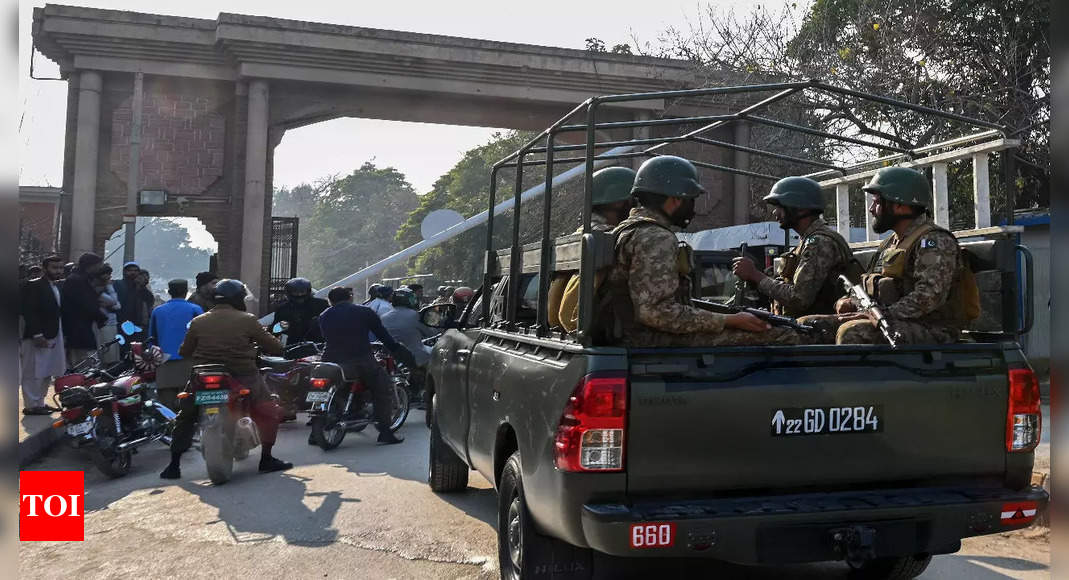 Peshawar, the city of flowers, becomes epicenter of violence – Times of India