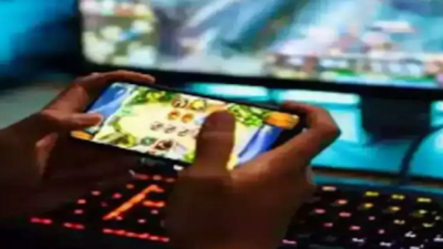 Online gang cheats gamers, three arrested in Delhi | Delhi News ...