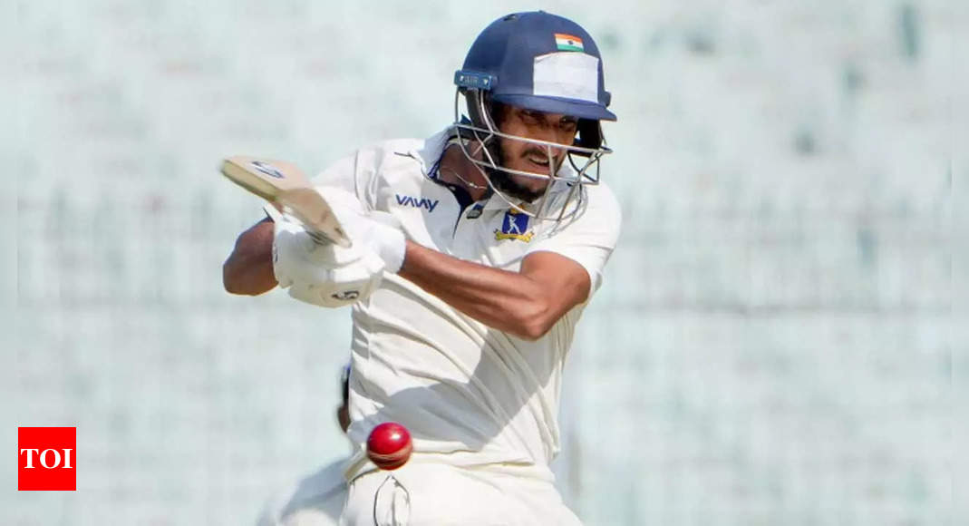 Ranji Trophy: Bengal in driver’s seat vs Jharkhand, aim third semifinal appearance on the trot | Cricket News – Times of India