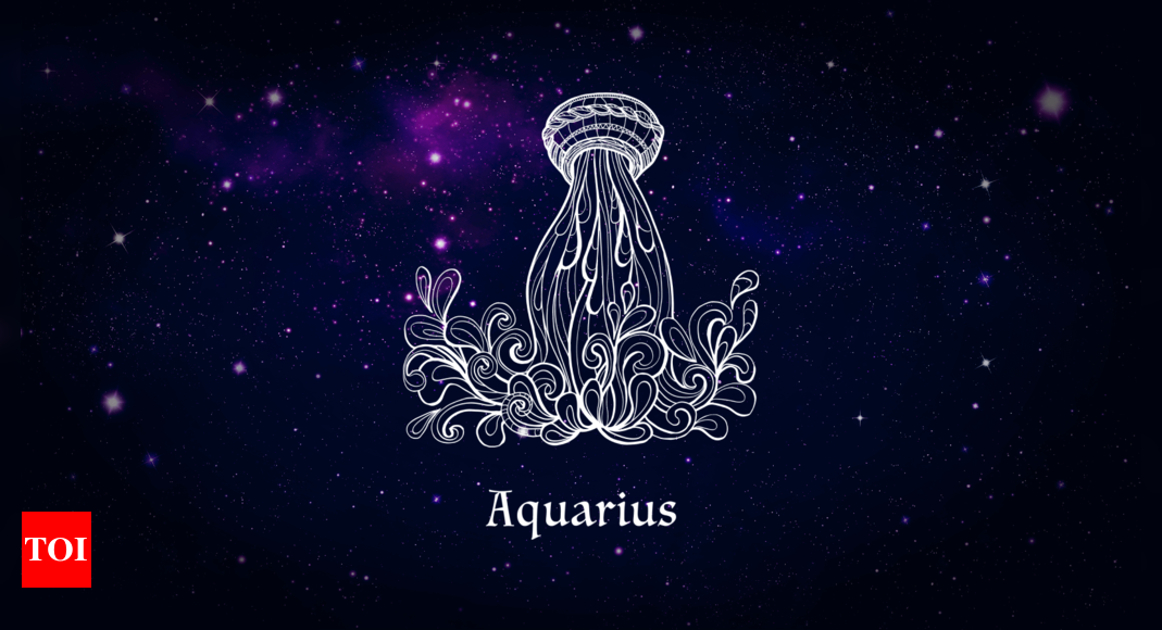 Aquarius Monthly Horoscope, February 2023: Students may feel fear of ...