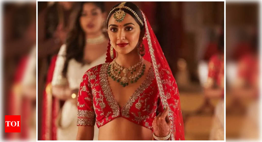 5 most expensive bridal outfits of Bollywood beauties - Masala