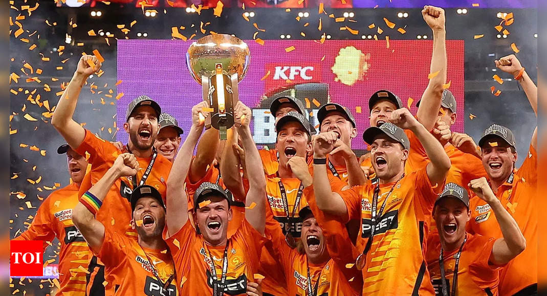 Perth Scorchers edge Brisbane Heat in BBL final to retain title | Cricket News – Times of India