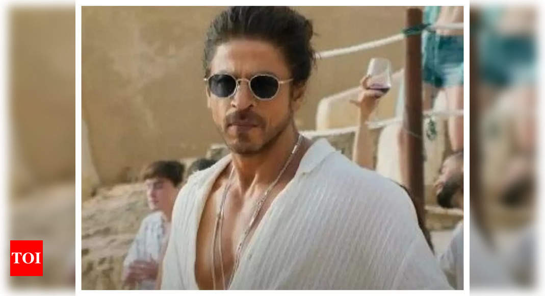 ‘Pathaan’ box office collection: Shah Rukh Khan starrer beats Aamir Khan’s ‘Dangal’ with Rs 382 crore, emerges as the Highest grossing Hindi film | Hindi Movie News