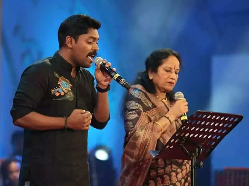 Singer Vidhu Prathap pays tribute to Vani Jayaram, says 'Art never lets an artist leave the world'
