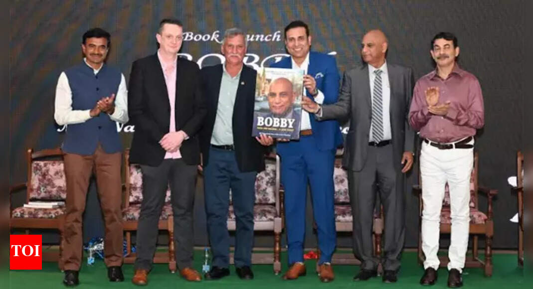 Hyderabad's best gathers to acclaim Bobjee's stellar services Cricket