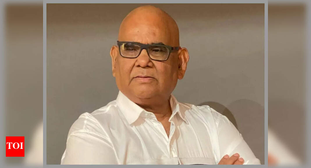 Satish Kaushik feels actors need to keep themselves updated, reinvented and relevant; calls Akshay Kumar ‘inspiring’ – Times of India