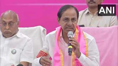 KCR calls for govt of farmers, says water 'wars' between states being encouraged; slams Centre over coal import and 'love' for Adani