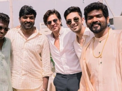 Times when SRK proved he is friend of Atlee