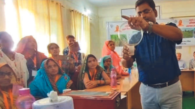 In a first, women self-help groups to make 'tricho cards' to curb pesticide use