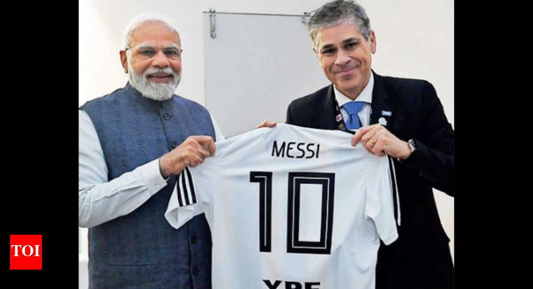 Modi: PM Narendra Modi makes strong electoral pitch with 9-year report ...