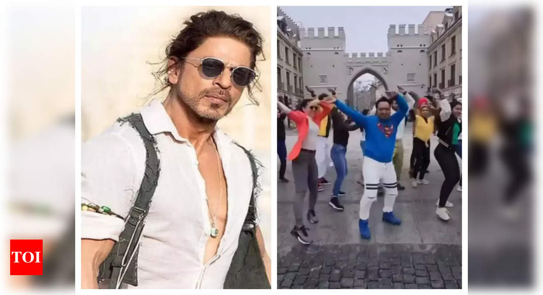 Fans in Deutschland tanzen zu „Jhoome Jo Pathaan“;  Shah Rukh Khan liest – Sehen Sie sich das Video an |  Hindi-Nachrichtenfilm