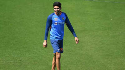 Shubman Gill gets sweep shot tips from coach Rahul Dravid ahead of first Australia Test