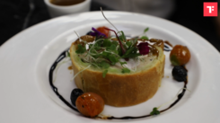 Watch: How to make Turkey Cooked in Brioche Bread