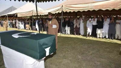 Former Pakistan president Pervez Musharraf buried in Karachi - Times of ...