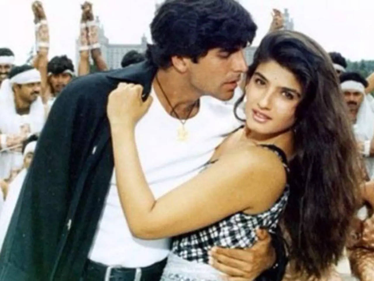 Raveena Tandon opens up about her broken engagement with Akshay Kumar:  People have divorces, what's the big deal | Hindi Movie News - Times of  India
