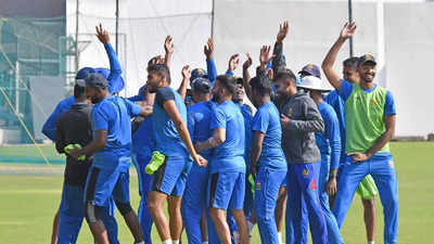 Ranji Trophy: Karnataka face tricky Saurashtra test