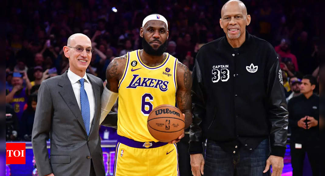 LeBron leads Lakers past Cavs - Global Times