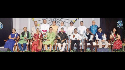 9 achievers, institution receive Sandesha Awards in Karnataka