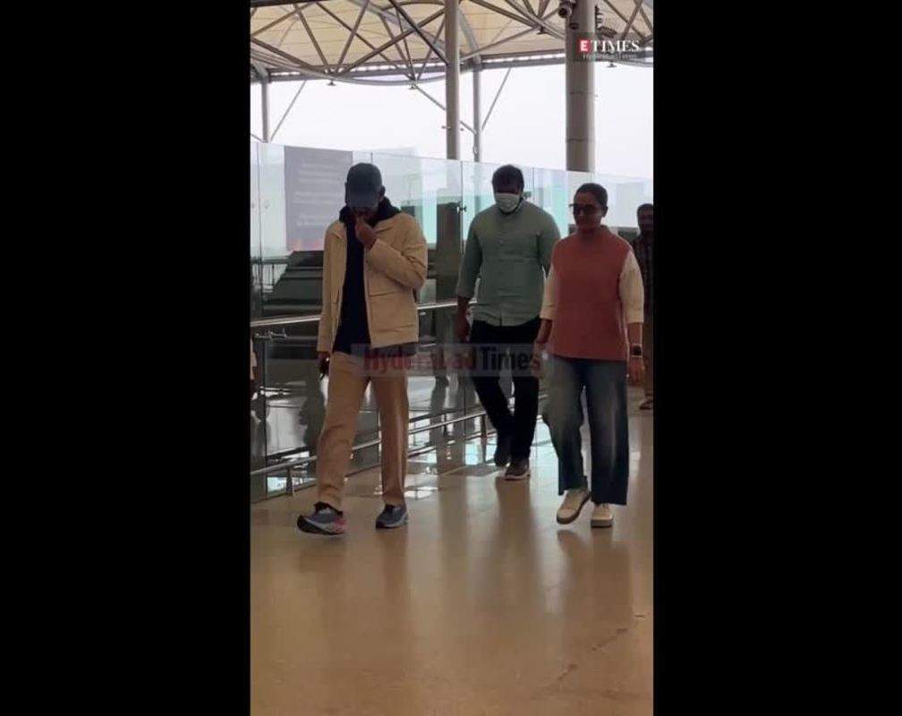 
Mahesh Babu and Namrata Shirodkar spotted at Hyderabad airport
