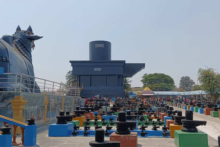 Kotilingeshwara Temple, Karnataka