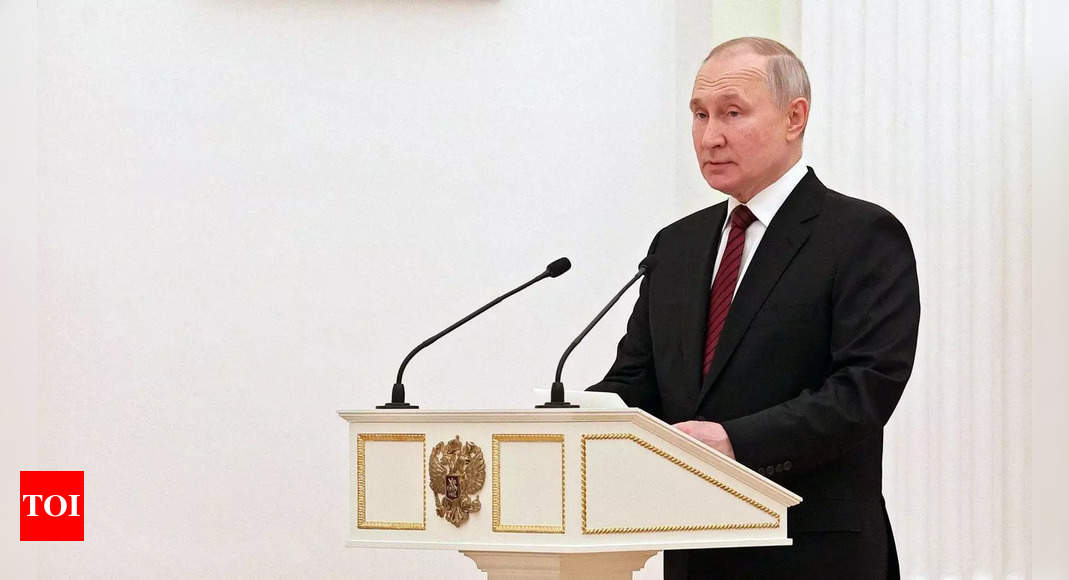 Putin: Kremlin dismisses claims Putin was involved in MH17 downing – Times of India