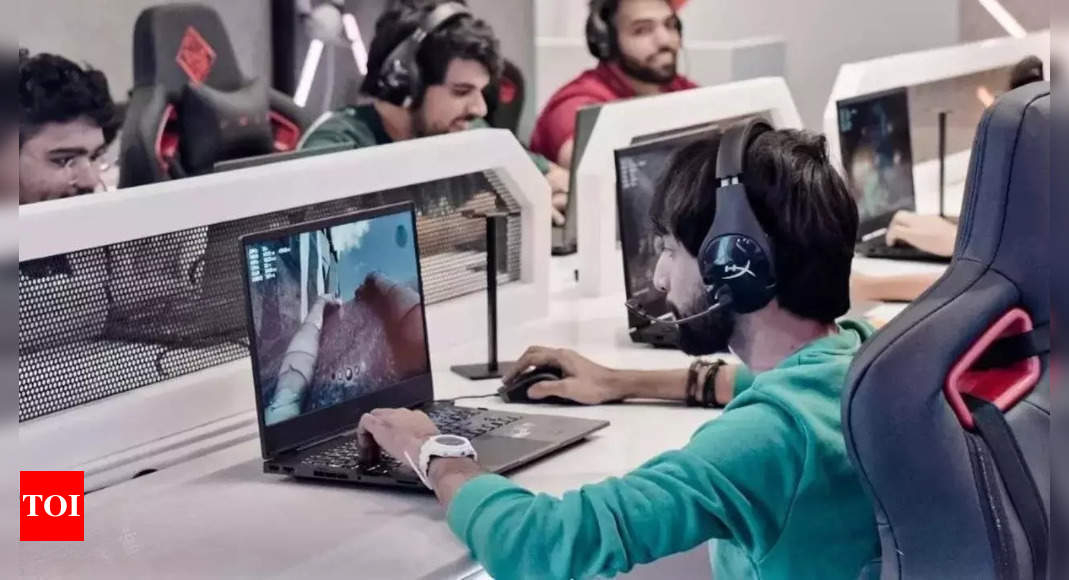 Over 10,000 e-gamers get I-T notices – Times of India