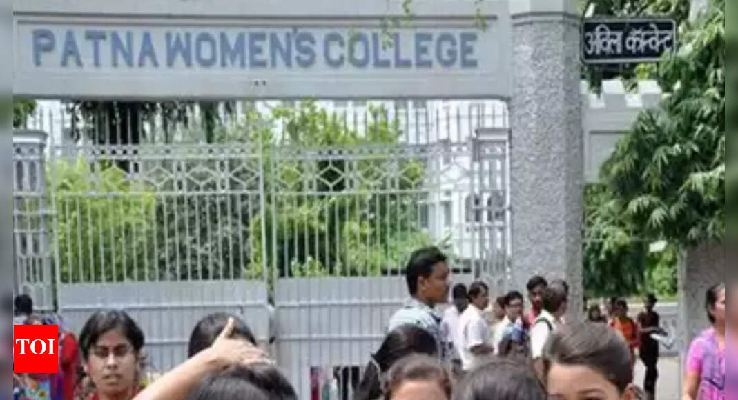 Modelmaking competition at Patna Women’s College Patna News Times