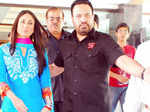 Bebo promotes 'Bodyguard'