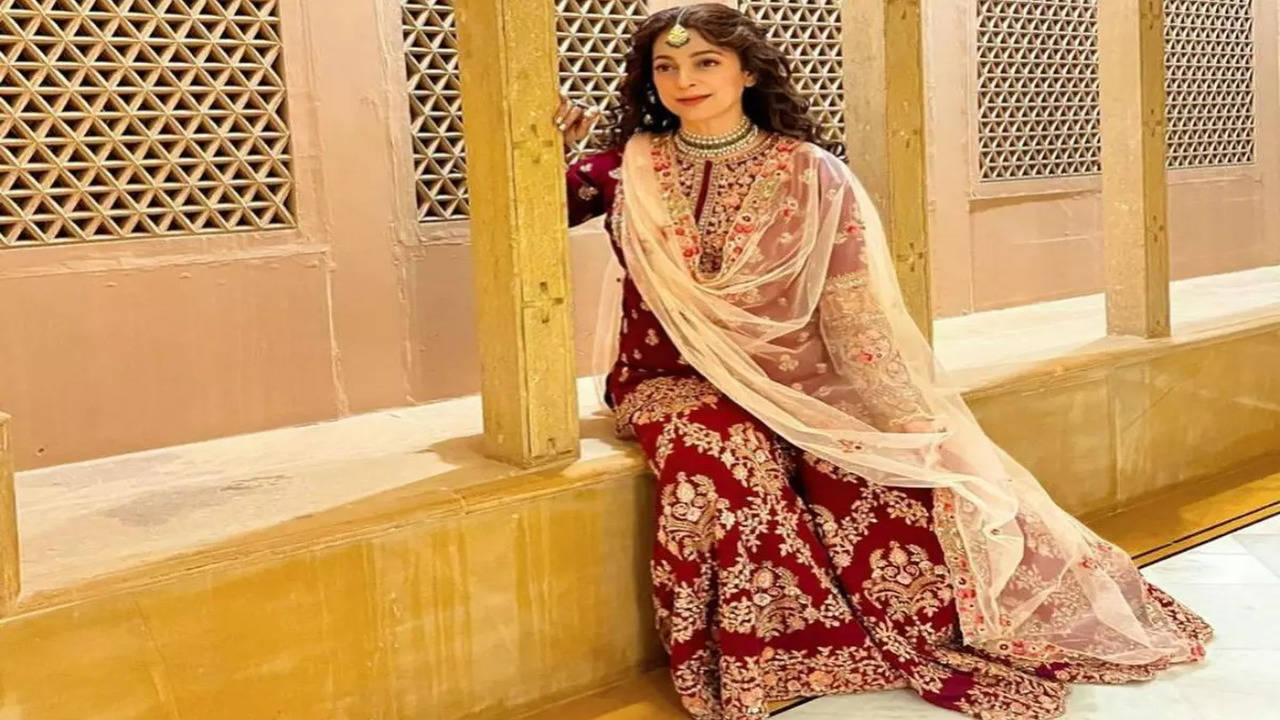 From Kiara to Sonam, here are B'wood-inspired dupatta drapes for wedding  season