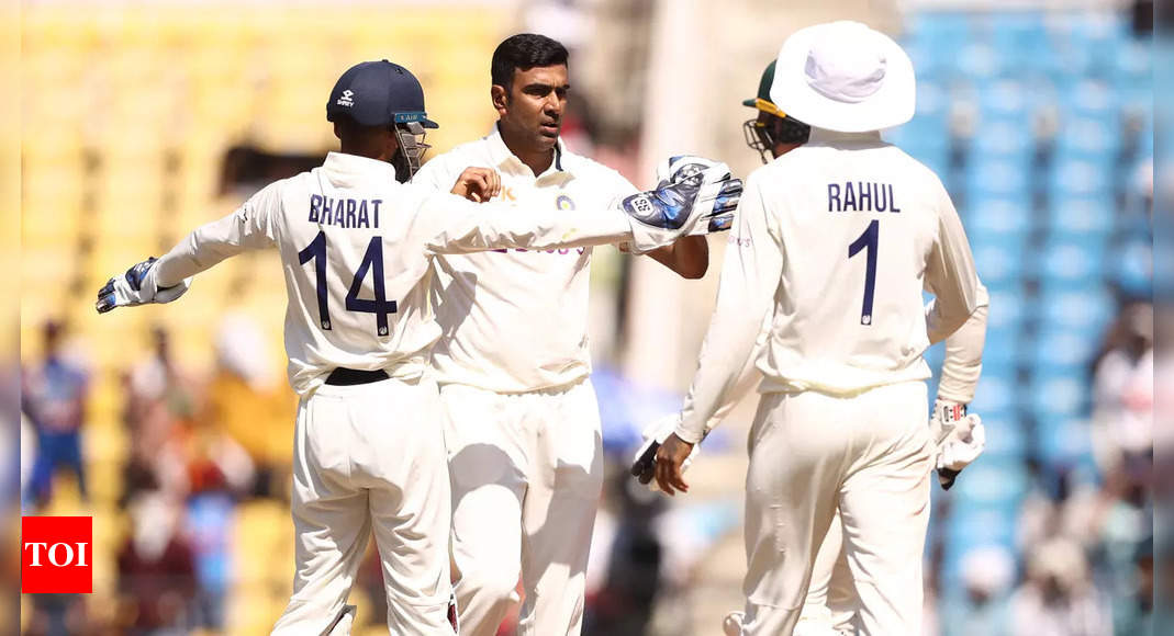 India Vs Australia 1st Test Day 3 Highlights India Crush Australia By An Innings And 132 Runs 6201