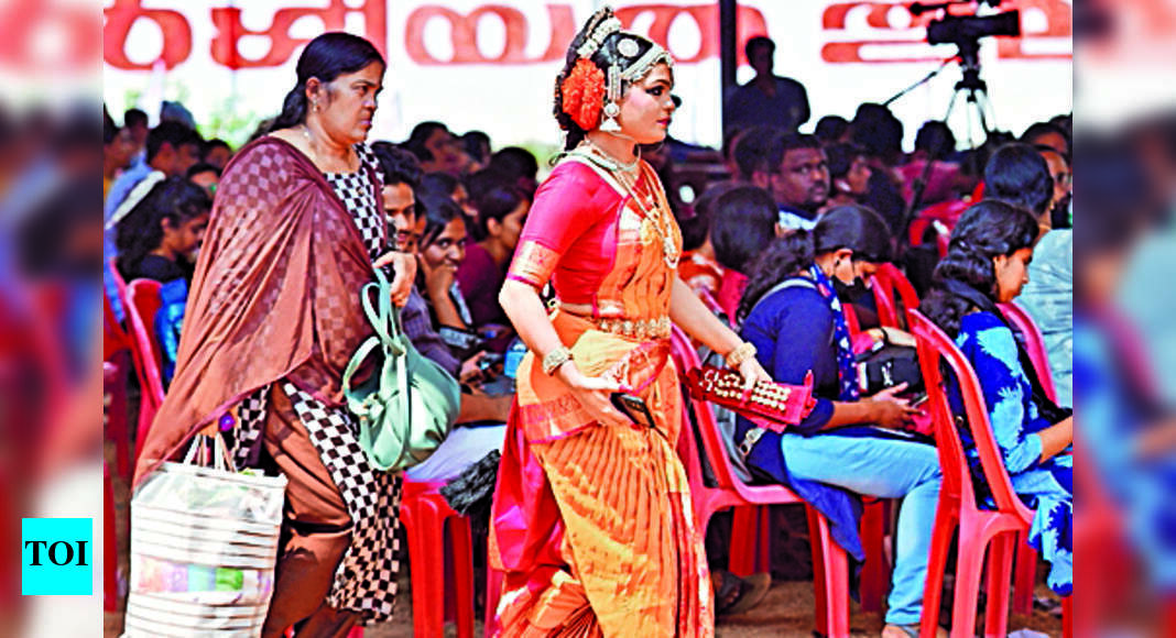 Ernakulam Mgu Fest St Teresa’s Maintains Lead On Day 3 Kochi News Times of India