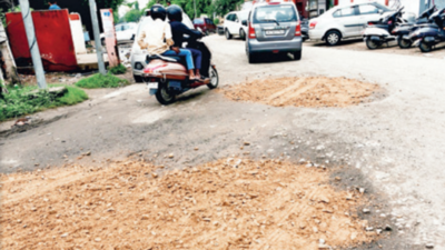 5 main roads in each district to be renovated at a cost of Rs 6,500 crore