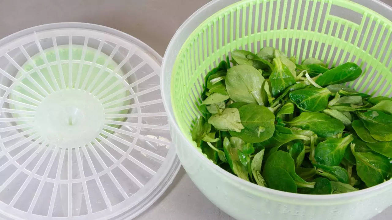 Progressive Prep Solutions 4-Quart Salad Spinner 