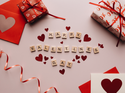 Valentine's Day 2024: Wishes and images to share with your parents