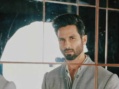 Shahid Kapoor's Saturday night was full of 'jattan da swag'; watch out for his powerful bhangra moves