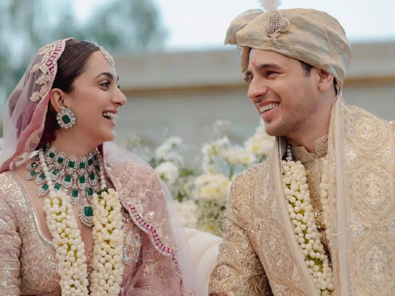 Kiara Advani changes Instagram DP with an adorable pic with husband Sidharth Malhotra | Hindi Movie News - Times of India