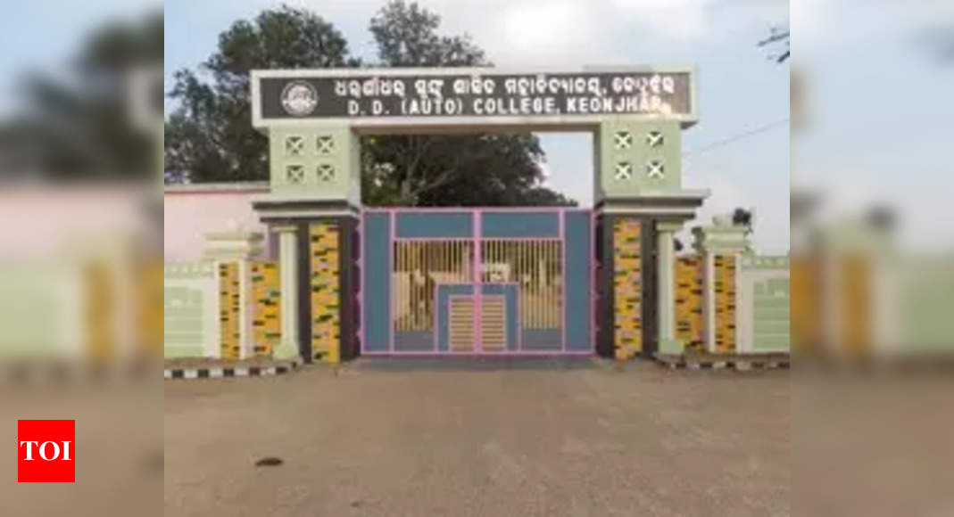 Dharanidhar Autonomous College in Odisha gets University status – Times of India