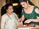 Asha Bhosle’s granddaughter Zanai Bhosle celebrates birthday with Shraddha Kapoor, Jackie Shroff and others