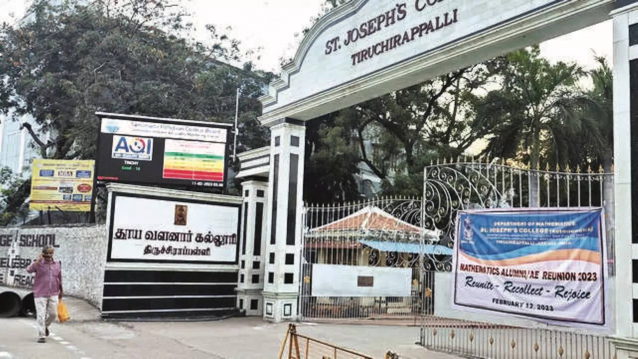 Trichy: Live air pollution monitoring stations ineffective in Trichy |  Trichy News - Times of India