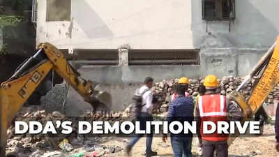 DDA's drive to clear ‘unauthorised constructions’ on government land in Mehrauli continues