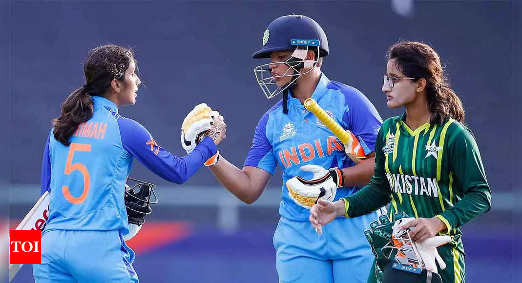 Watch: India cricketers meet Pakistan players after Women’s T20 World Cup match | Cricket News – Times of India