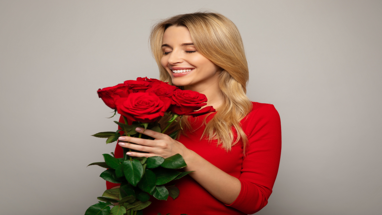 Happy Valentine's Day 2023: 51 Best Valentines Day Wishes and Messages for  girlfriend, boyfriend, husband and wife - Times of India