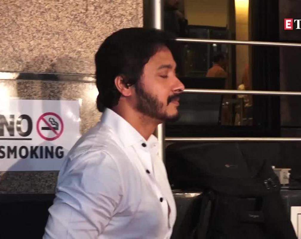 
Shreyas Talpade apologises for his 'OM' scene in the film 'Kamaal Dhamaal Malamaal'; says 'This was completely unintentional'
