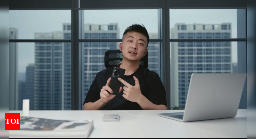 Carl Pei reviews OnePlus 11, here’s what he has to say – Times of India