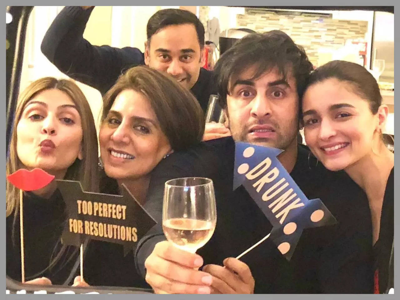 Ranbir Kapoor wishes his two loves 'Alia and Raha' a 'Happy Valentine's Day
